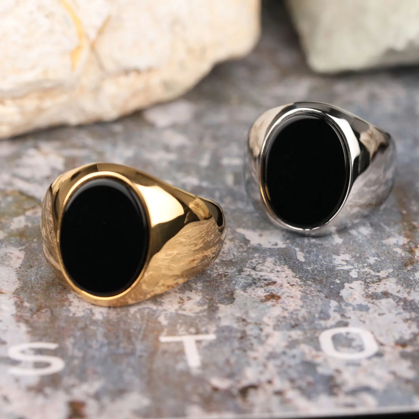 Oval Stone Onyx Ring